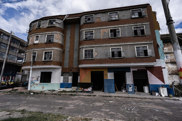 The only building left in El Bronx Bogotá
