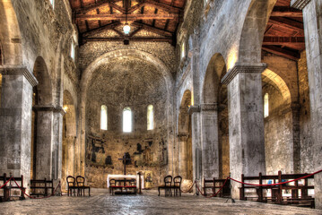 Obraz premium Serramonacesca - Abruzzo - Abbey of San Liberatore in Maiella - Central nave
