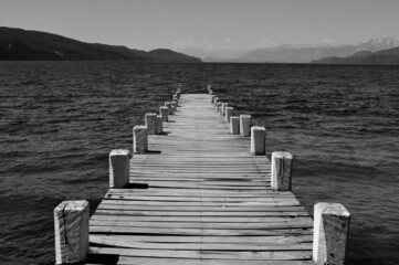 Fototapeta premium pier in the lake