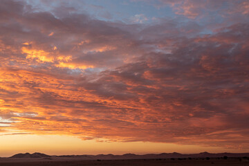 Naklejka na ściany i meble Sunset, Sesriem, Namibia
