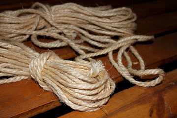 braiding rope of natural fibres