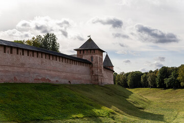 Fototapeta na wymiar The fortress wall of the Kremlin in Veliky Novgorod