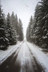Obraz premium Winter road blizzard Finland