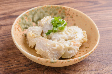 里芋の白味噌和え