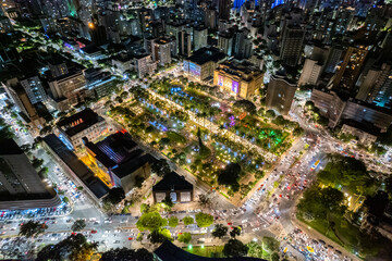 Fototapeta premium Aerial view of the city of Belo Horizonte at night, Minas Gerais, Brazil.