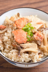 鮭と舞茸の炊込み御飯