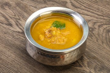 Pea soup with smoked meat