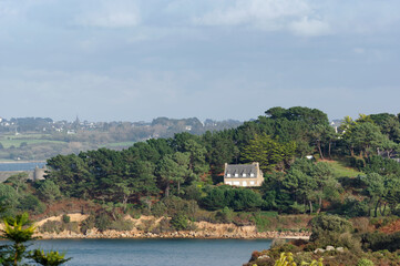 Naklejka premium Coast of Carantec village in Brittany region