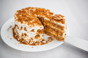 Homemade cake with honey and walnuts