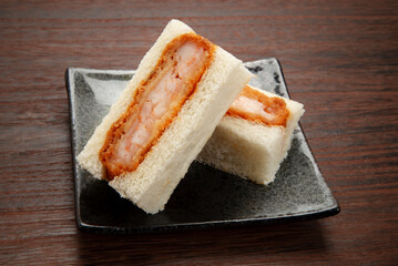 エビカツサンド