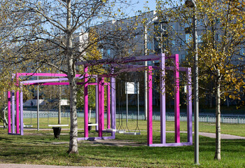 Fototapeta premium A beautiful composition in the center of the city of Noyabrsk on Yamal in summer