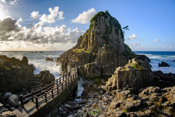 福井県越前海岸の鉾島
