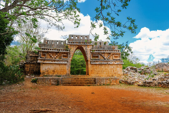 Mayan archaeological ruins of Labna