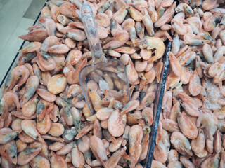 Obraz premium Frozen seafood, shrimp, sale in the store. High quality photo
