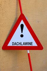 Gefahr einer Dachlawine