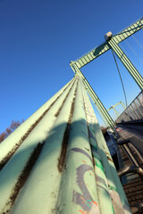 Fototapeta na wymiar Autobahnbrücke Rodenkirchen über den Rhein