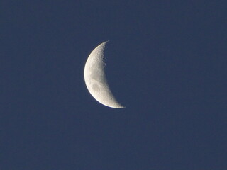 Obraz na płótnie Canvas moon in the sky 