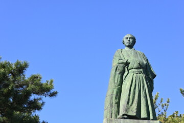 Fototapeta na wymiar 桂浜の坂本龍馬像