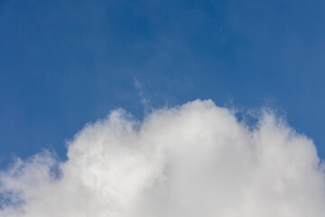 雲と空