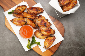 Crispy Chicken Wings Marinated with Herb Sauce