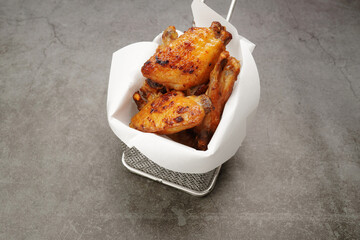 Crispy Chicken Wings Marinated with Herb Sauce