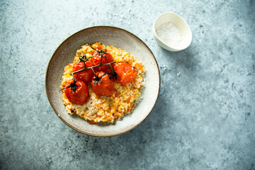 Risotto with tomatoes and cheese