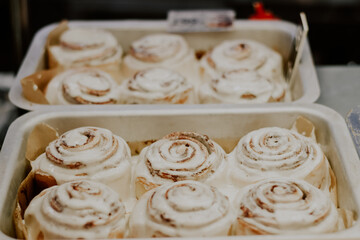cinnabons
