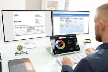 Online Banking And Budget Money Tracker App