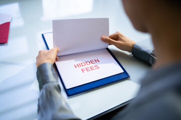 Fototapeta premium Person Found Hidden Fees