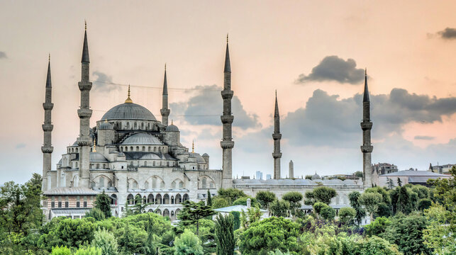Sultanahmet Mosque, also known as Blue Mosque in Sultanahmet Square at sunset, Eminonu, Istanbul, Turkey