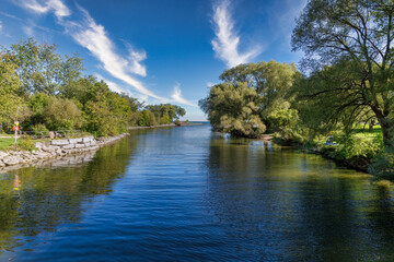 Fototapeta na wymiar Beautiful view of the Etobicoke creek at Marie Curtis park in Ontario, Canada