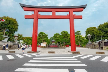 Selbstklebende Fototapeten 鎌倉 鶴岡八幡宮 三の鳥居 © mtaira