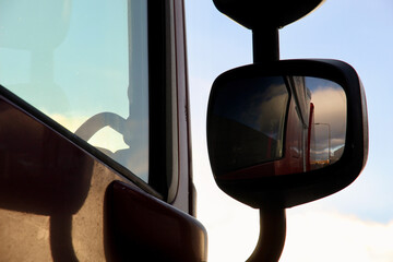 truck rear mirror