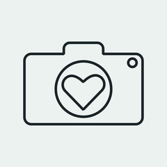 Camera love vector icon illustration sign