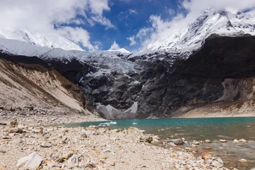 Deurstickers Manaslu Mountain lake in the manaslu region in the Himalayas