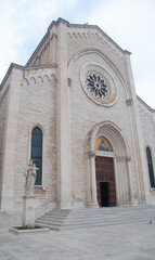 Fototapeta na wymiar Facciata di lato Redentore Don Bosco, Bari, Puglia, Italia, Sud