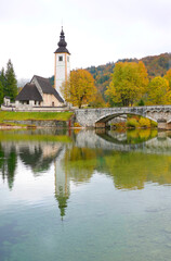 Fototapeta premium Picturesque lake Bohinj in autumn season, Triglav National Park, Slovenia, Europe 