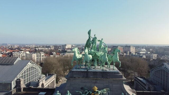 Drone view of The Triumphal arch (Arc de Triomphe) statues at Cinquantenaire park (Jubelpark) in Brussels. A monument for the 50th anniversary of the independenc