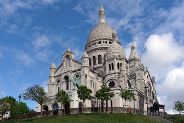 Fototapeta na wymiar La Basilique du Sacré Cœur de Montmartre, Paris, France