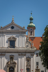 Fototapeta na wymiar Karmelitenkirche St. Josef in der Innenstadt von Regensburg