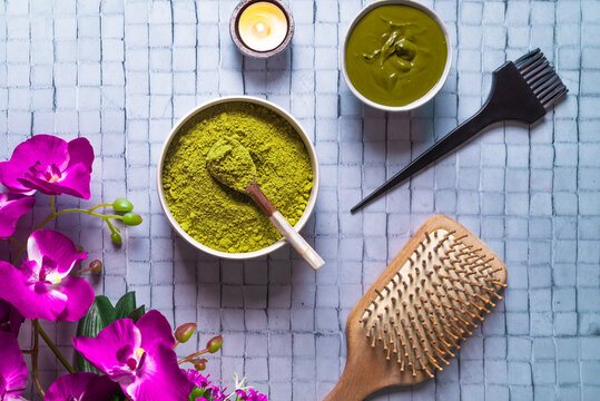 Henna hair dye for procedure