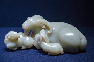 Exquisite jade carving animal decorations in ancient China