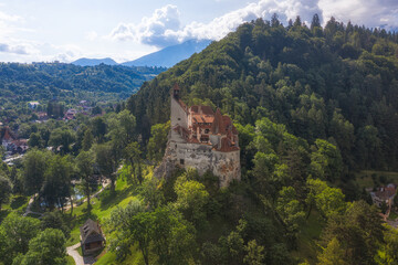 Fototapeta na wymiar Attractive antique location with majestic Dracula castle on the high cliffs, Bran, Transylvania, Romania, Europe