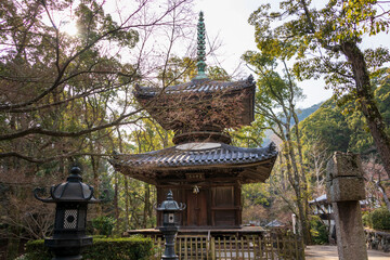 神戸・徳光院に残る古い多宝塔