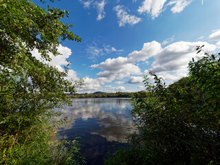 Vogelschutzgebiet Hochreinsee im Naturschutzgebiet Mainaue bei Augsfeld, Landkreis Hassberge, Unterfranken, Franken, Bayern, Deutschland