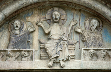 Gemona Del Friuli. Udine. Lunetta del portale del Duomo con il Cristo tra Santi
