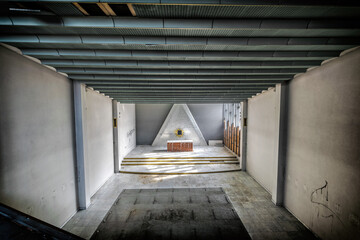 Fototapeta premium Illuminati Kapelle - Lost Place