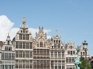 Fototapeta na wymiar Die Hafenstadt Antwerpen in Belgien