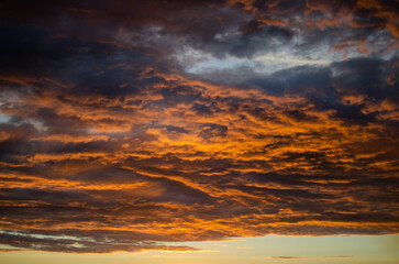 Fototapeta na wymiar sunset in clouds