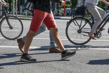 Fototapeta na wymiar pedestrians and cyclists